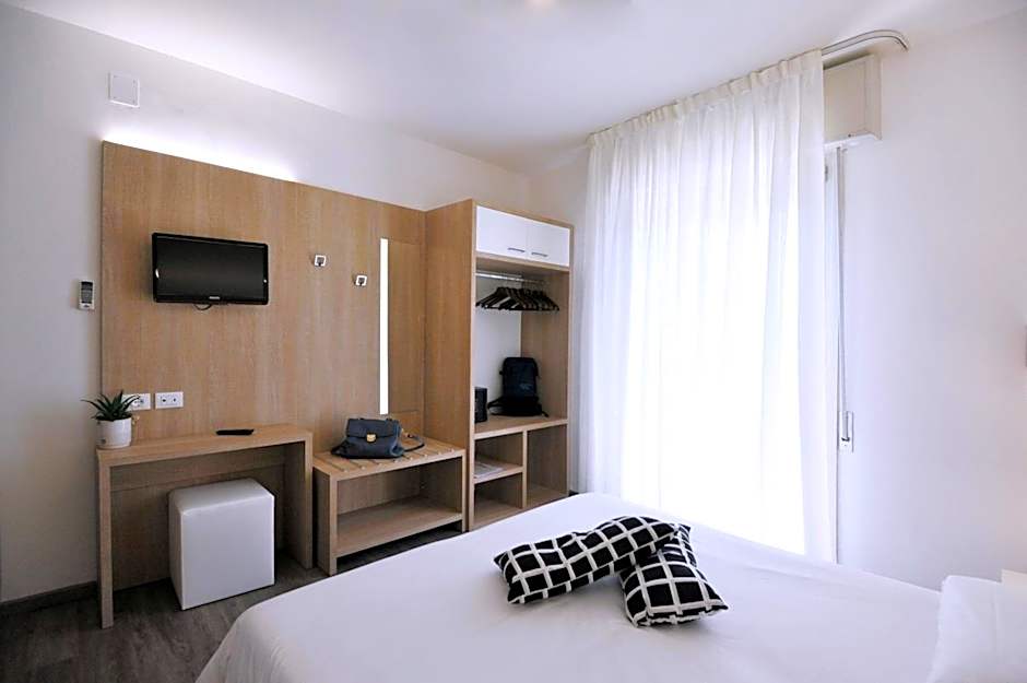 Hotel Etna