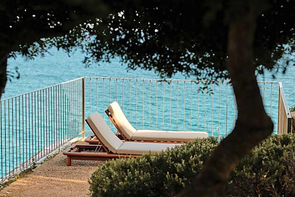 Can Simoneta - Adults Only