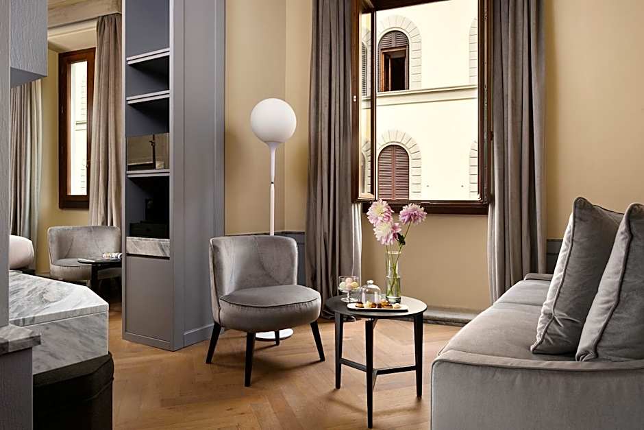Floren Hotel