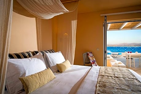 Studio with Sea View