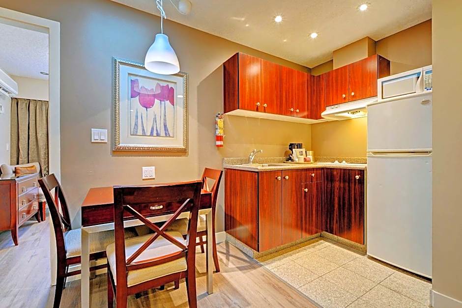Red Lion Inn And Suites Victoria