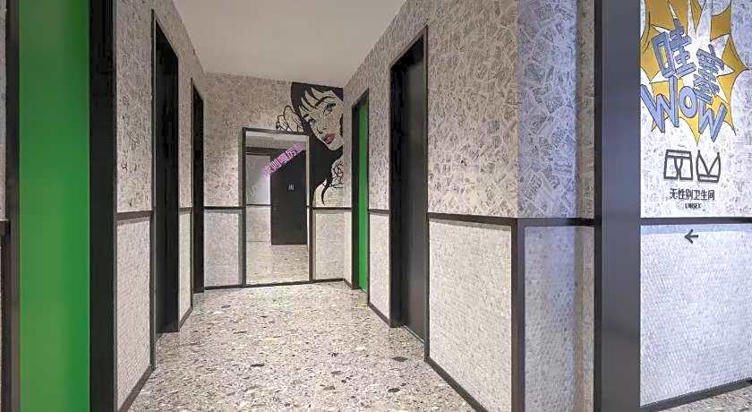 Moxy Ningbo Old Bund