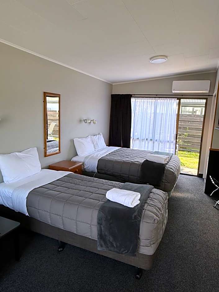 ASURE Sundowner Motel