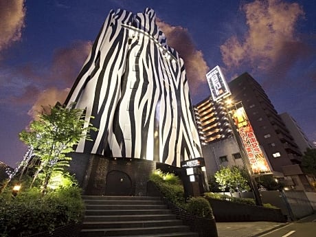 Hotel Beni West
