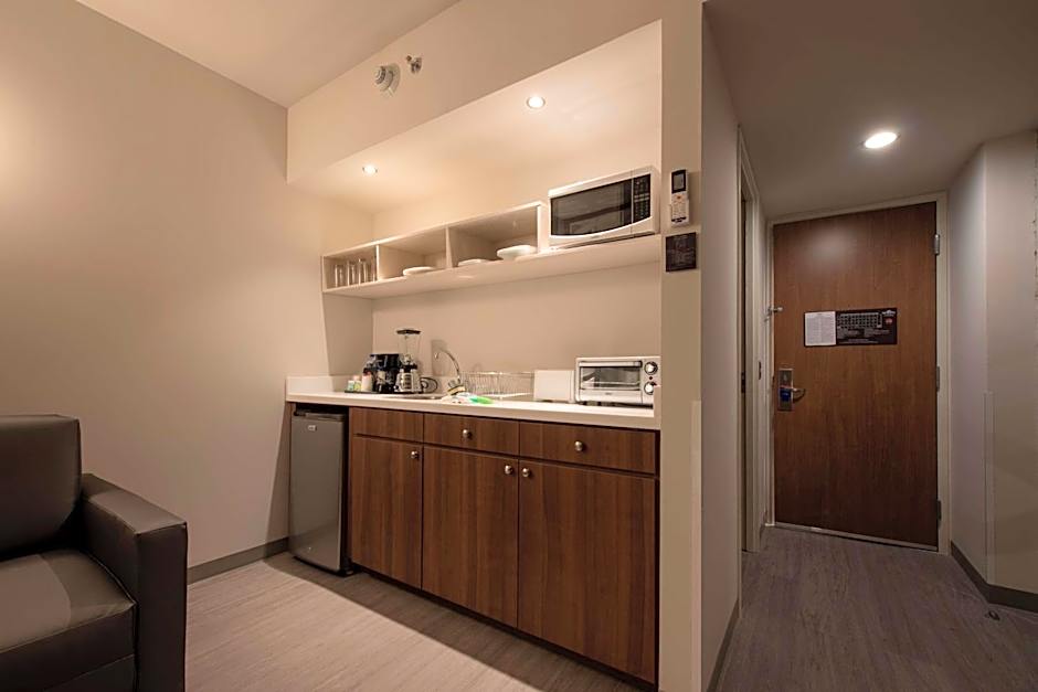 Microtel Inn & Suites by Wyndham San Luis Potosi