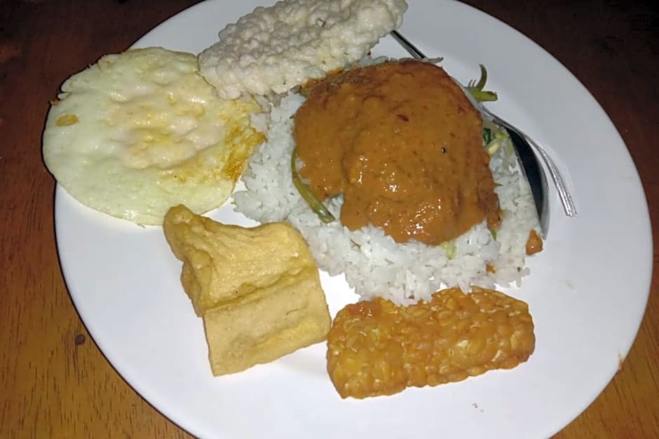 1793 Kuta Circle Homestay