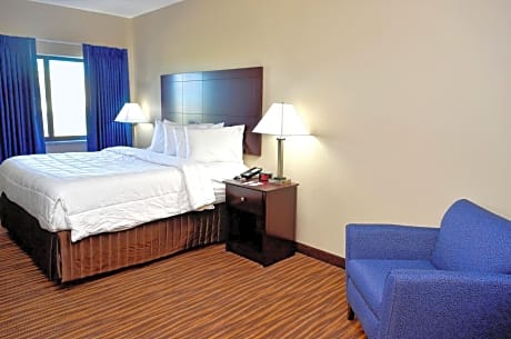 King Room with Roll-In Shower - Disability Access