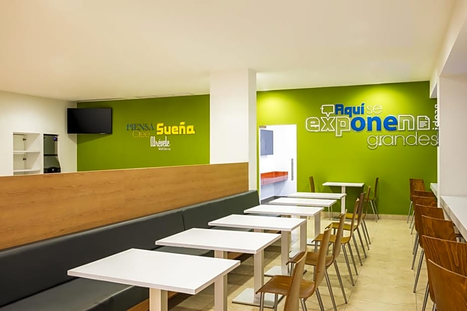 Sleep Inn Leon Antares