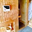 Chalet Superking bed Free Sauna jacuzzi