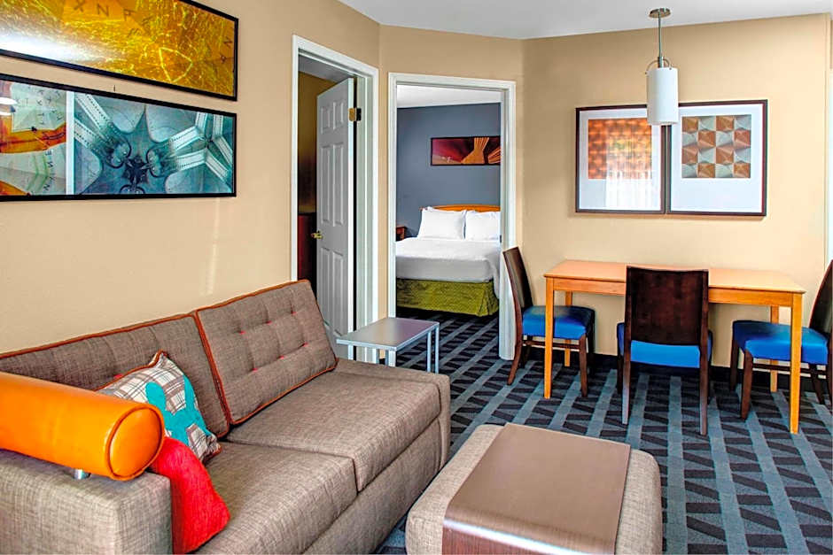 TownePlace Suites by Marriott Fresno