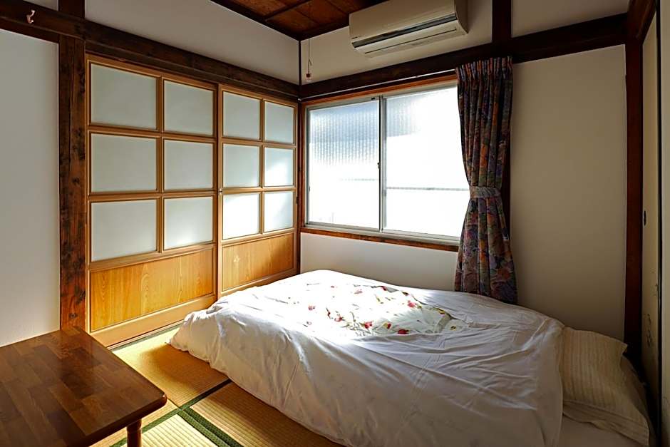 Fujiyoshida Youth Hostel
