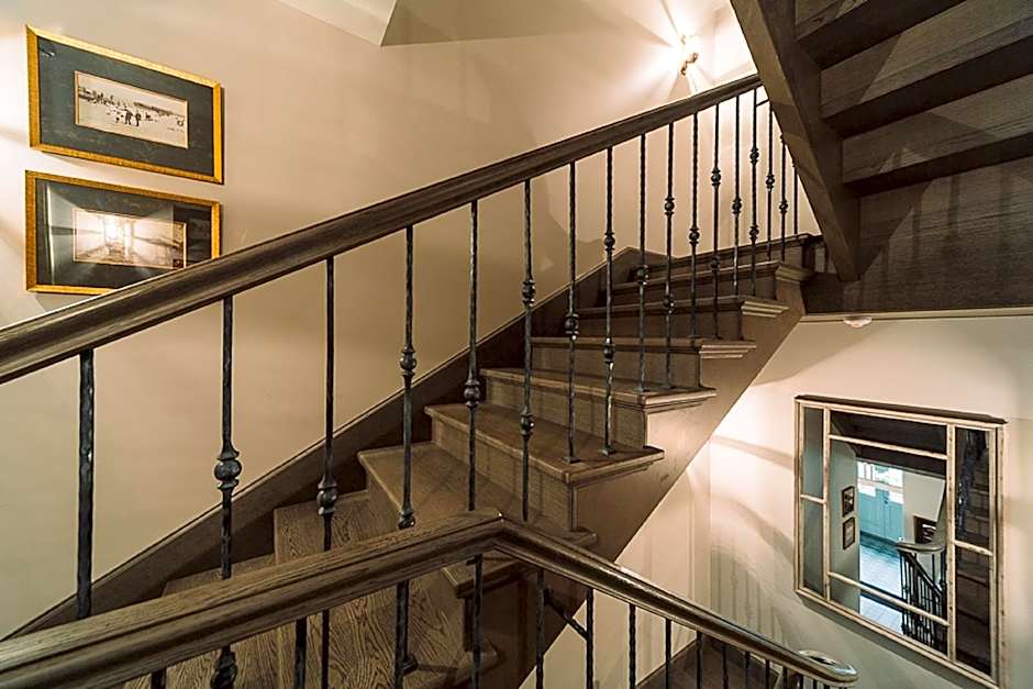 Wooden Villa APARTMENTS