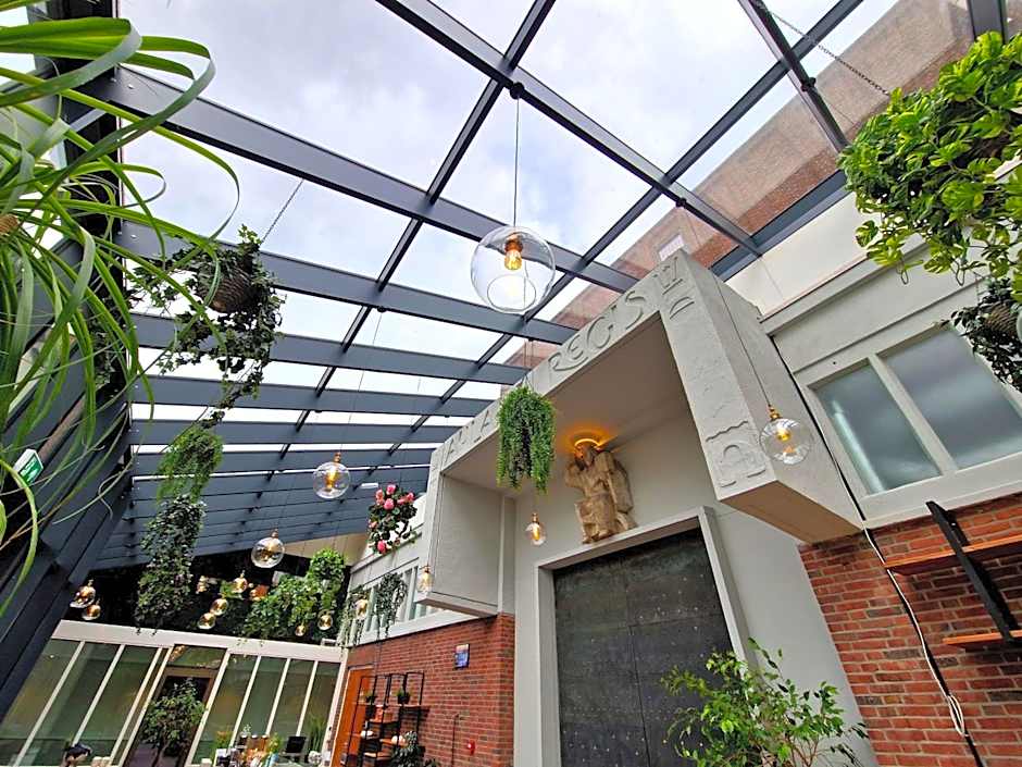 Chassé Hotel Residency