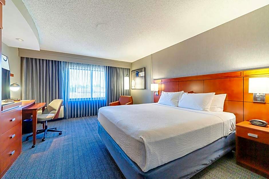 Courtyard by Marriott Biloxi North/D'Iberville