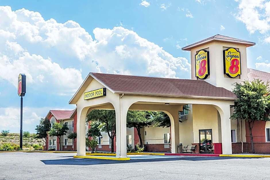Super 8 by Wyndham Willcox