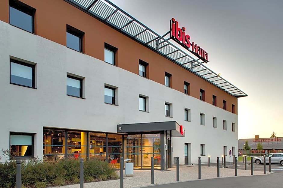 ibis Montceau les Mines
