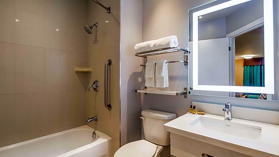 Best Western Plus Barrie