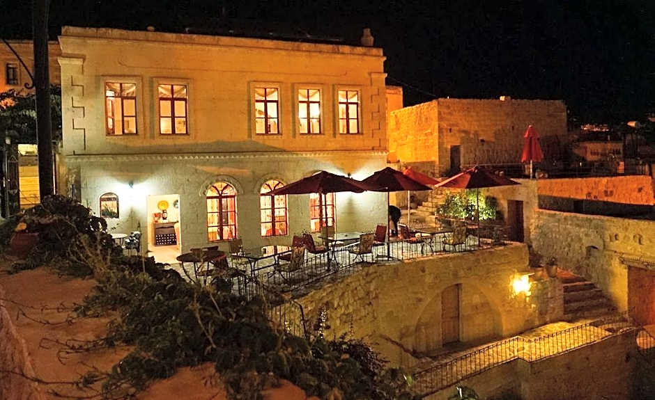 Hezen Cave Hotel