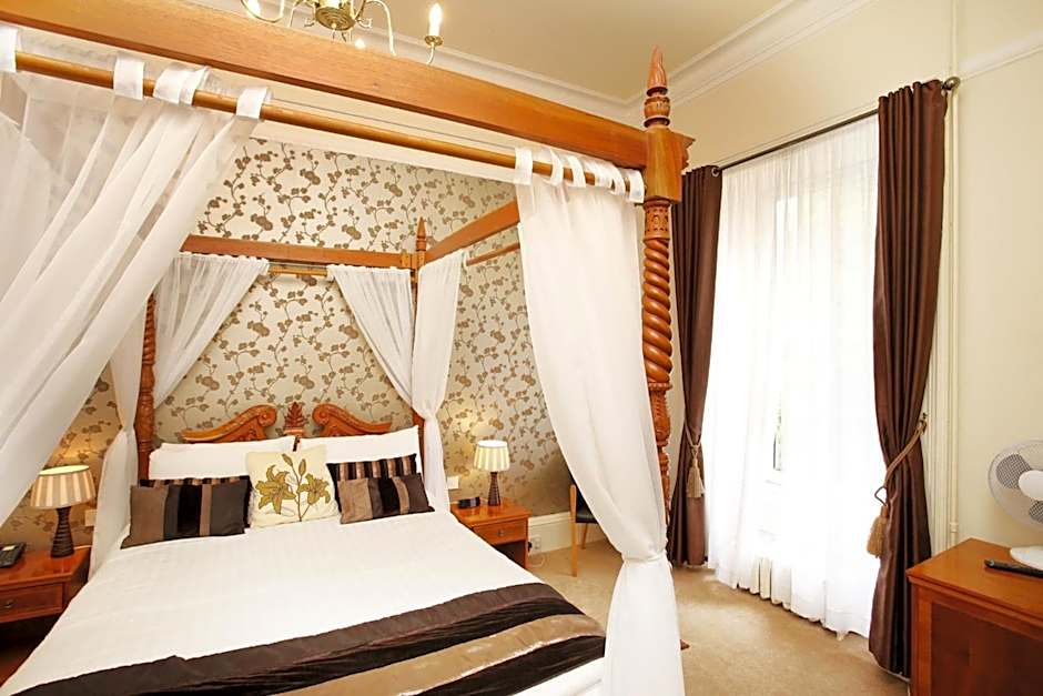 Best Western Woodlands Hotel