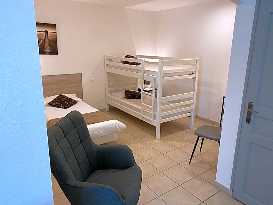 Logis Hôtel L'Oliveraie