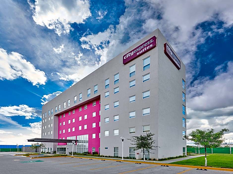 City Suites Silao Aeropuerto