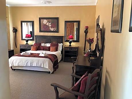 Queen Suite with Sea View