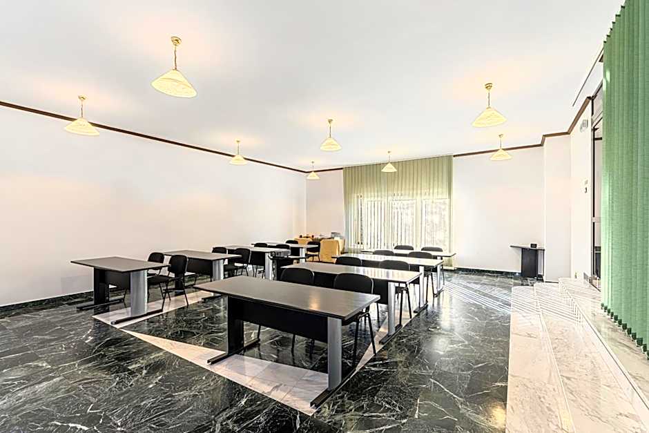 Hotel Casa Viorel jacuzzi & saunas