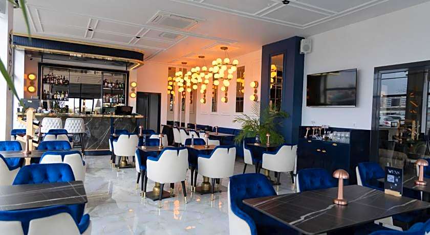 The Rest Port Hotel
