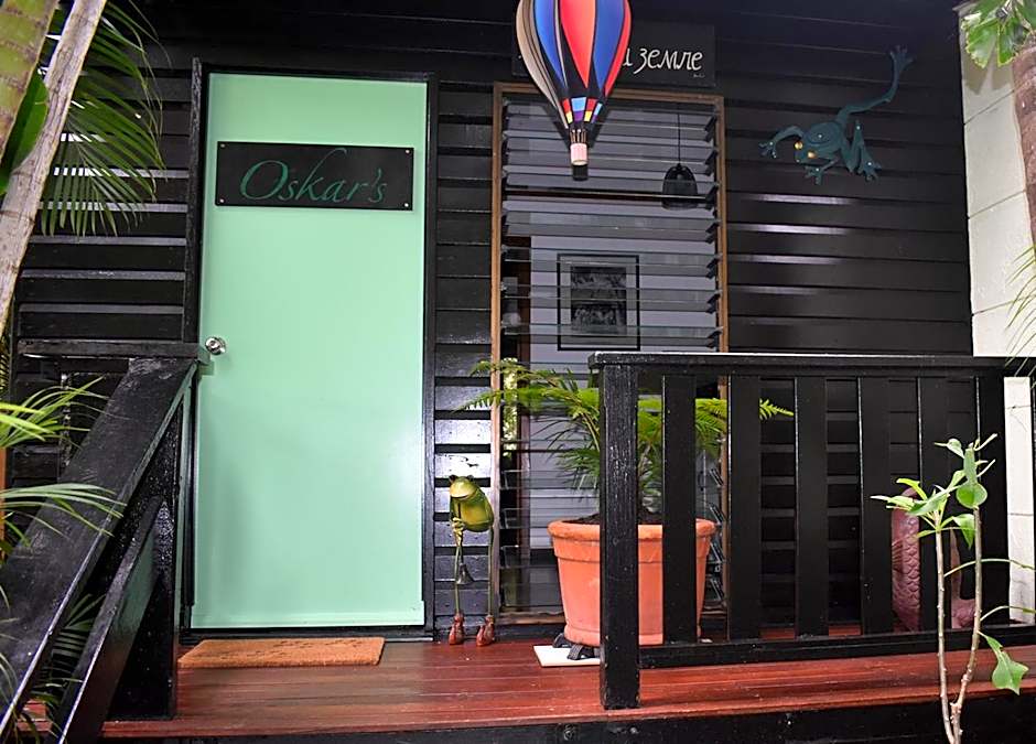 Oskar's Rain Forest Retreat