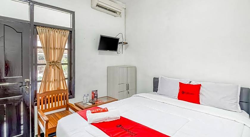 RedDoorz near Wisata Pantai Parangtritis