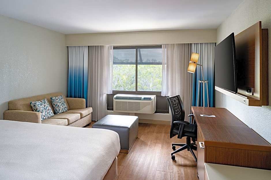 Courtyard by Marriott Naples