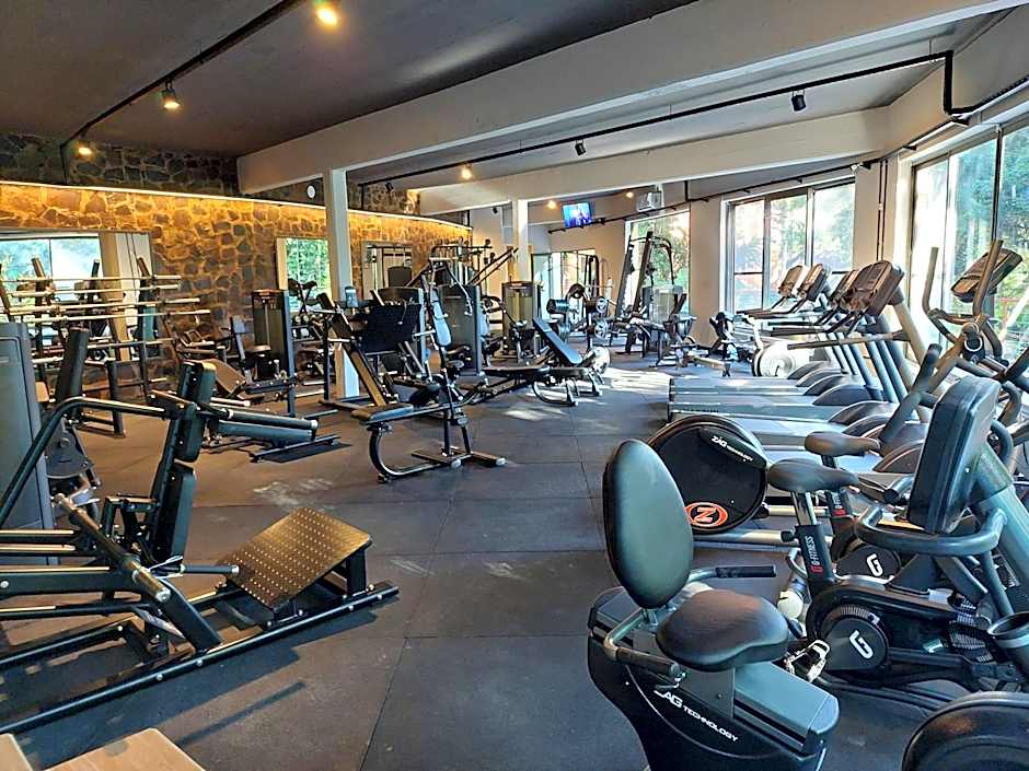 Hotel Raices Esturion