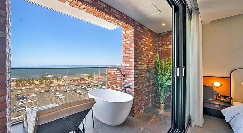 Pohang Brown Dot Terrace Pohang Terminal branch