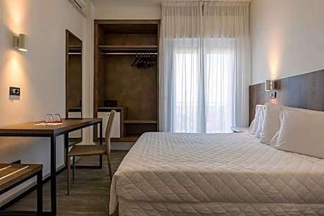 Superior Triple Room with Sea View