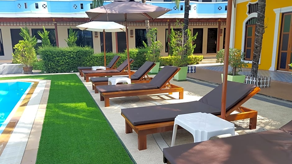 Blue Carina Inn Hotel (SHA Plus)