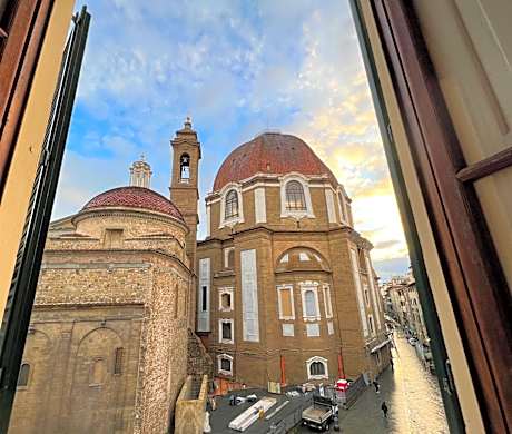 Triple Room with City View