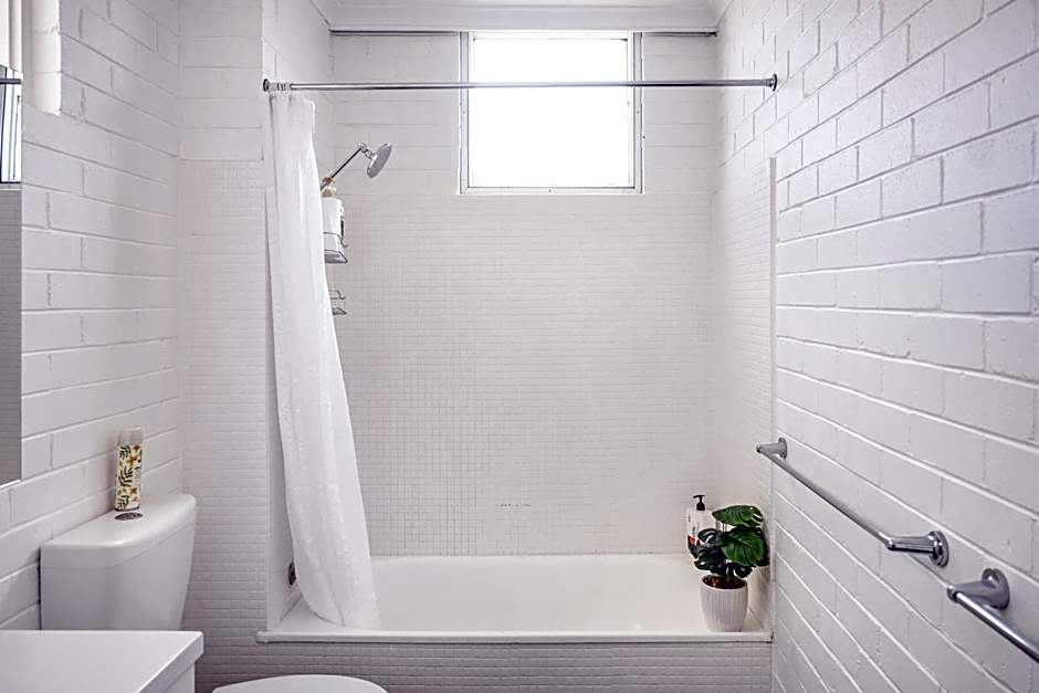 The Blue Whale - Sea View Apartment