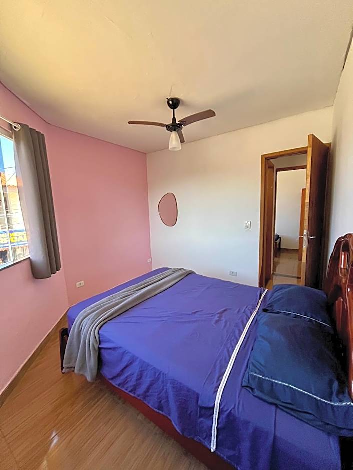 Casa inteira con piscina compartilhada