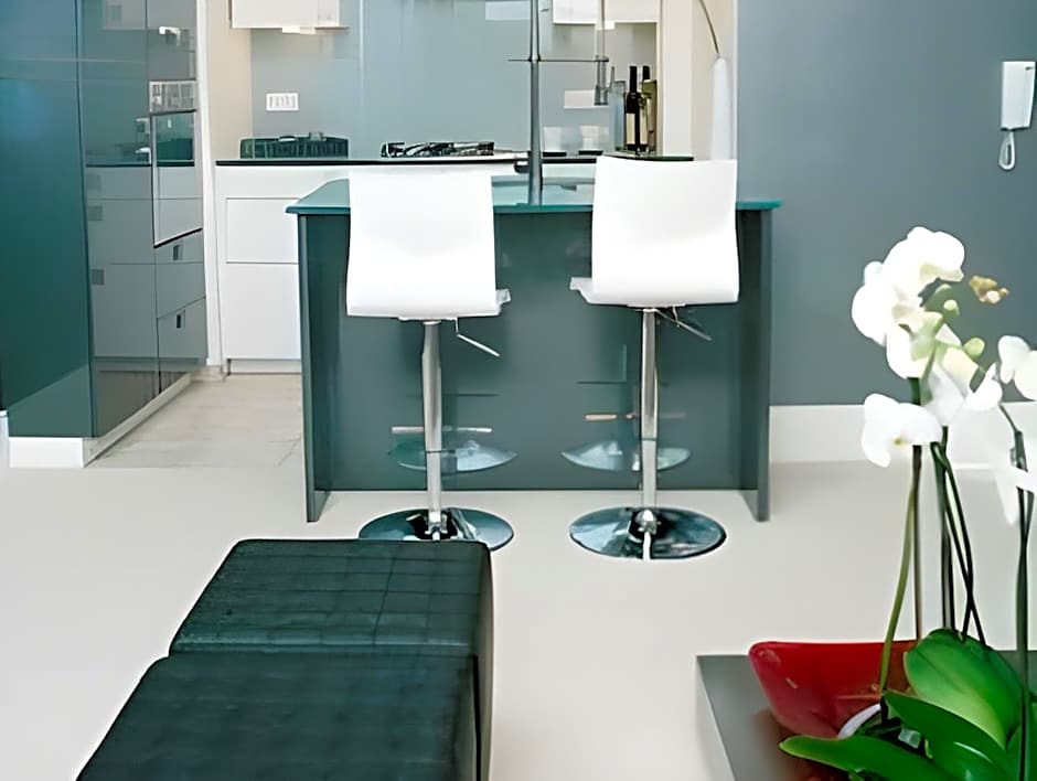 Kensington House Aparthotel