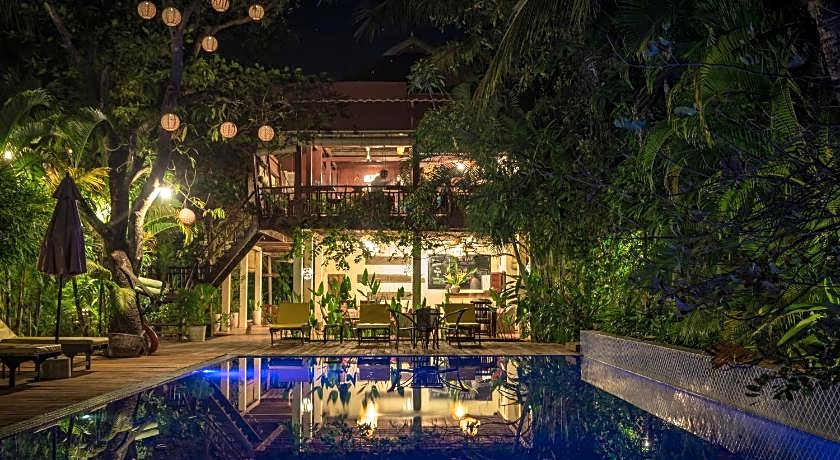 Sambor Village Hotel
