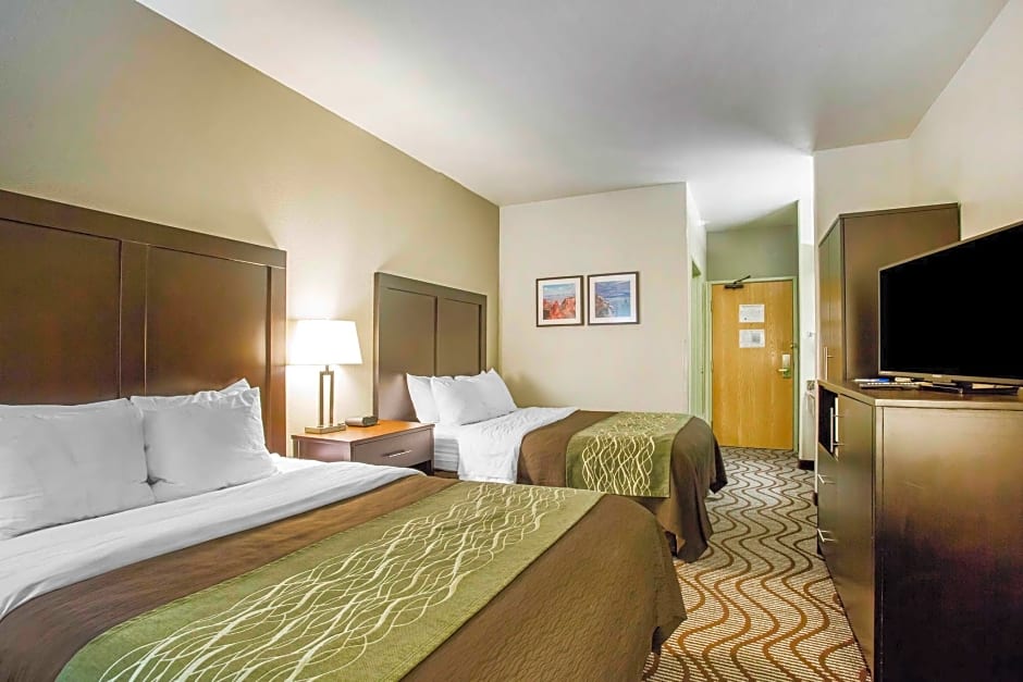 Comfort Inn & Suites