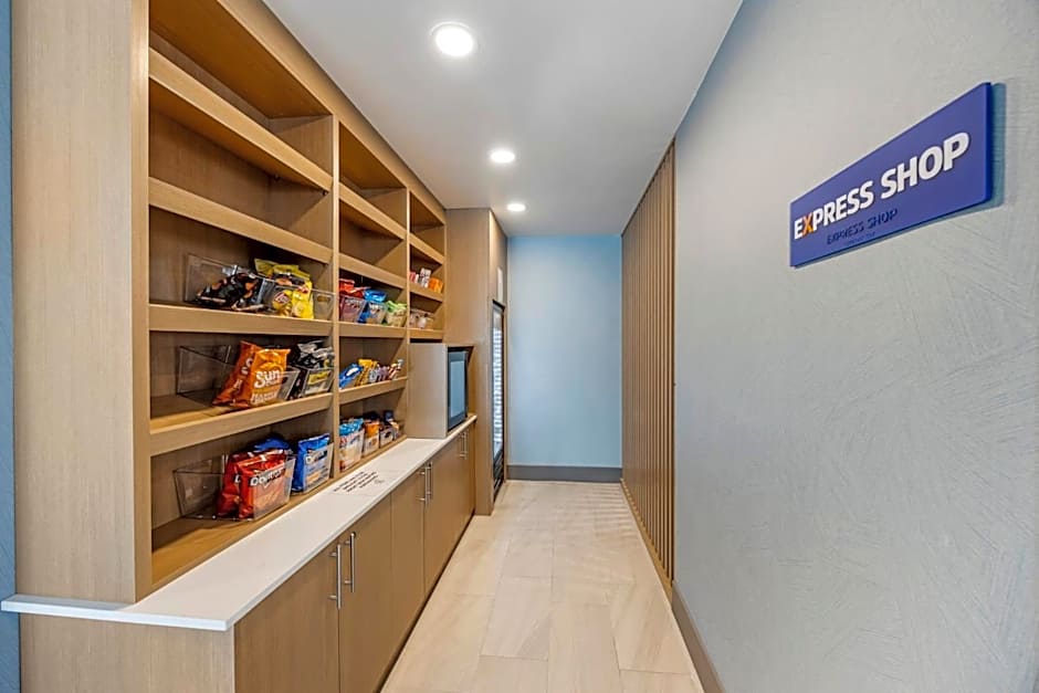 Holiday Inn Express White House By IHG