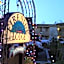 Monterey Fireside Lodge