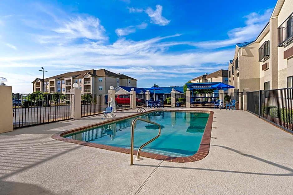 Days Inn by Wyndham Troy