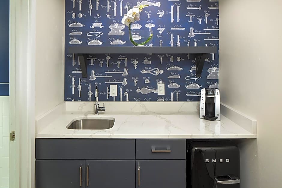 Hotel Indigo Boston Garden By IHG