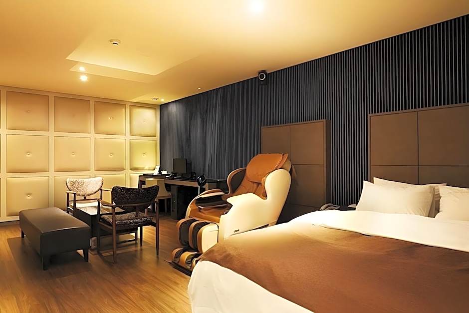 Uijeongbu Latree Hotel