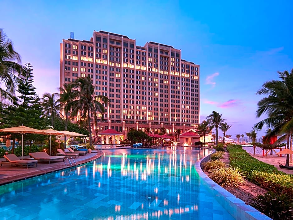 Holiday Inn Resort Ho Tram Beach, an IHG Hotel
