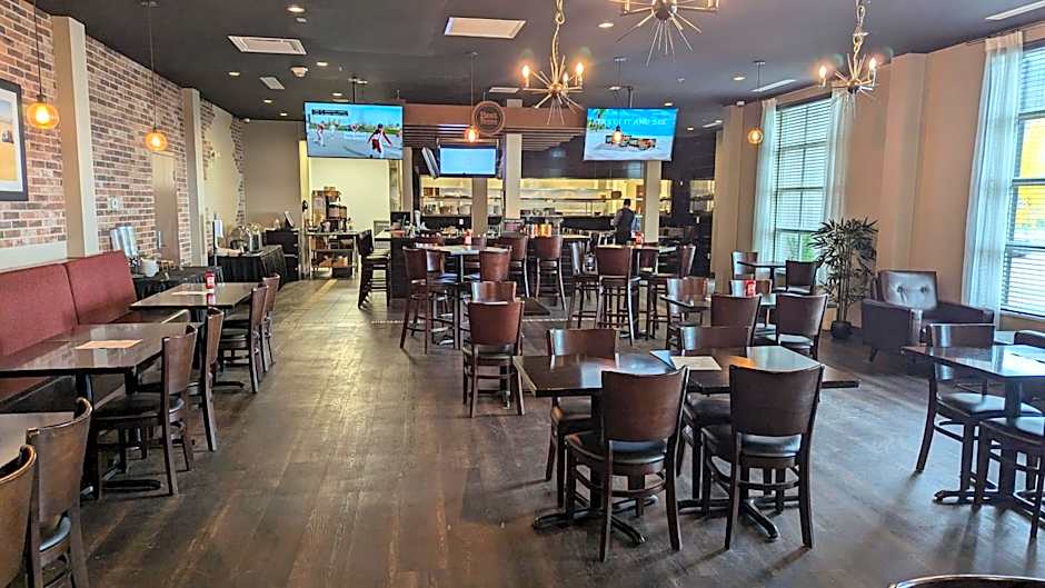 Four Points by Sheraton Sherwood Park