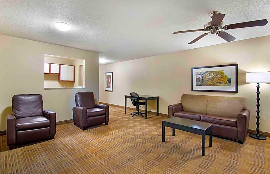 Extended Stay America Suites - St. Louis - Earth City