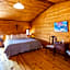 The Historic Leakey Inn